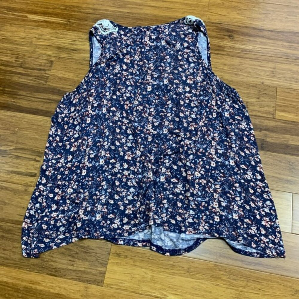 maurices Womens Blue Floral Lace Up Tank Top Size 2x Lightweight Tassels Summer - Picture 3 of 4
